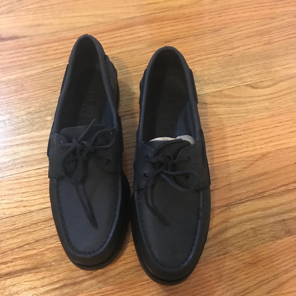 black sperrys mens